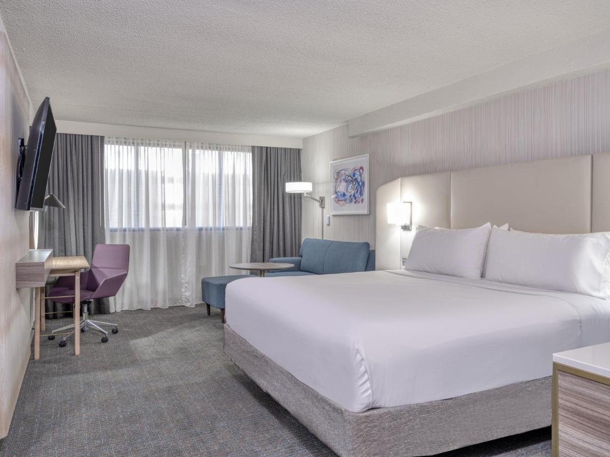 Crowne Plaza Indianapolis-Airport By Ihg Hotell Exteriör bild