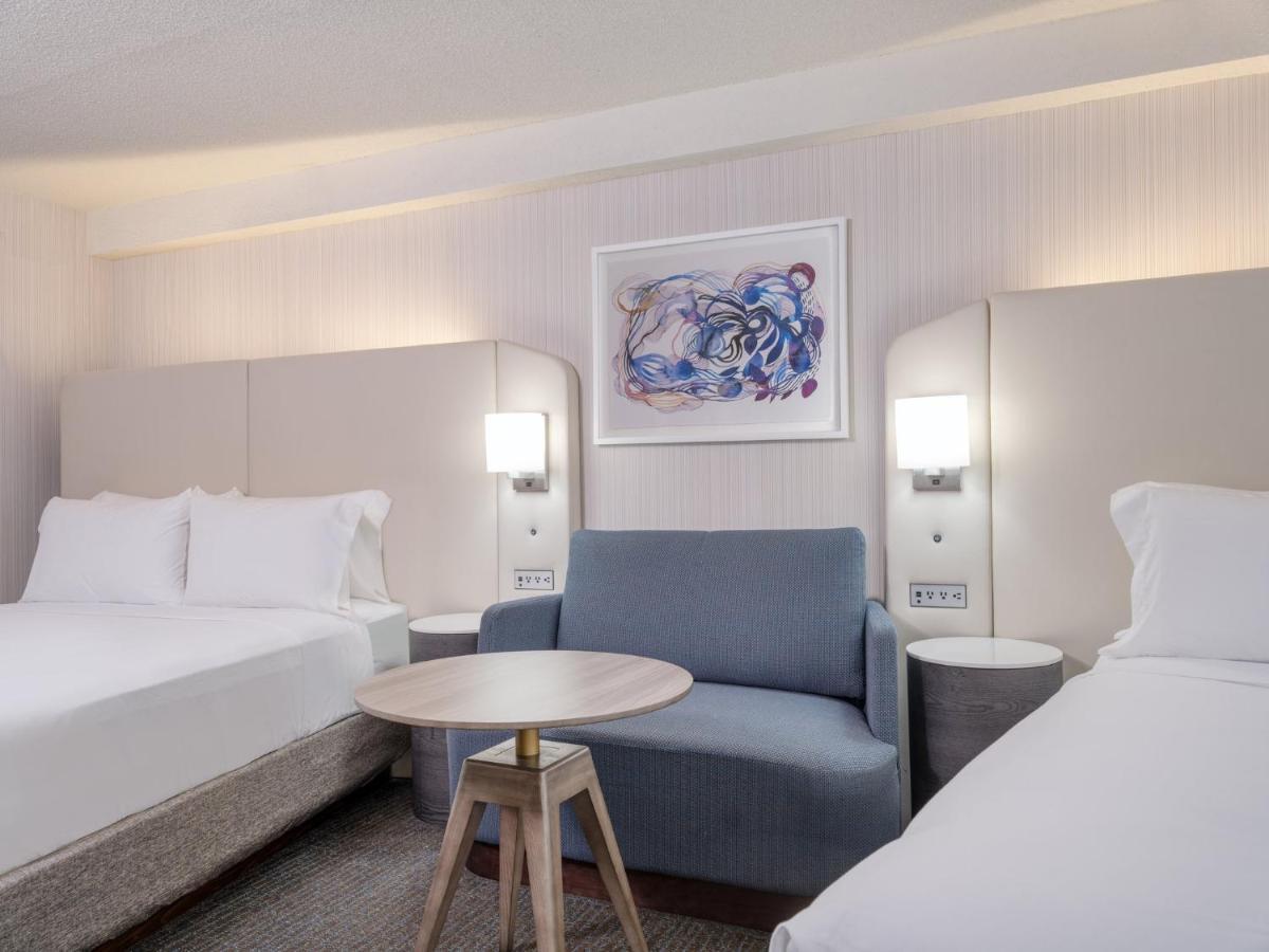 Crowne Plaza Indianapolis-Airport By Ihg Hotell Exteriör bild