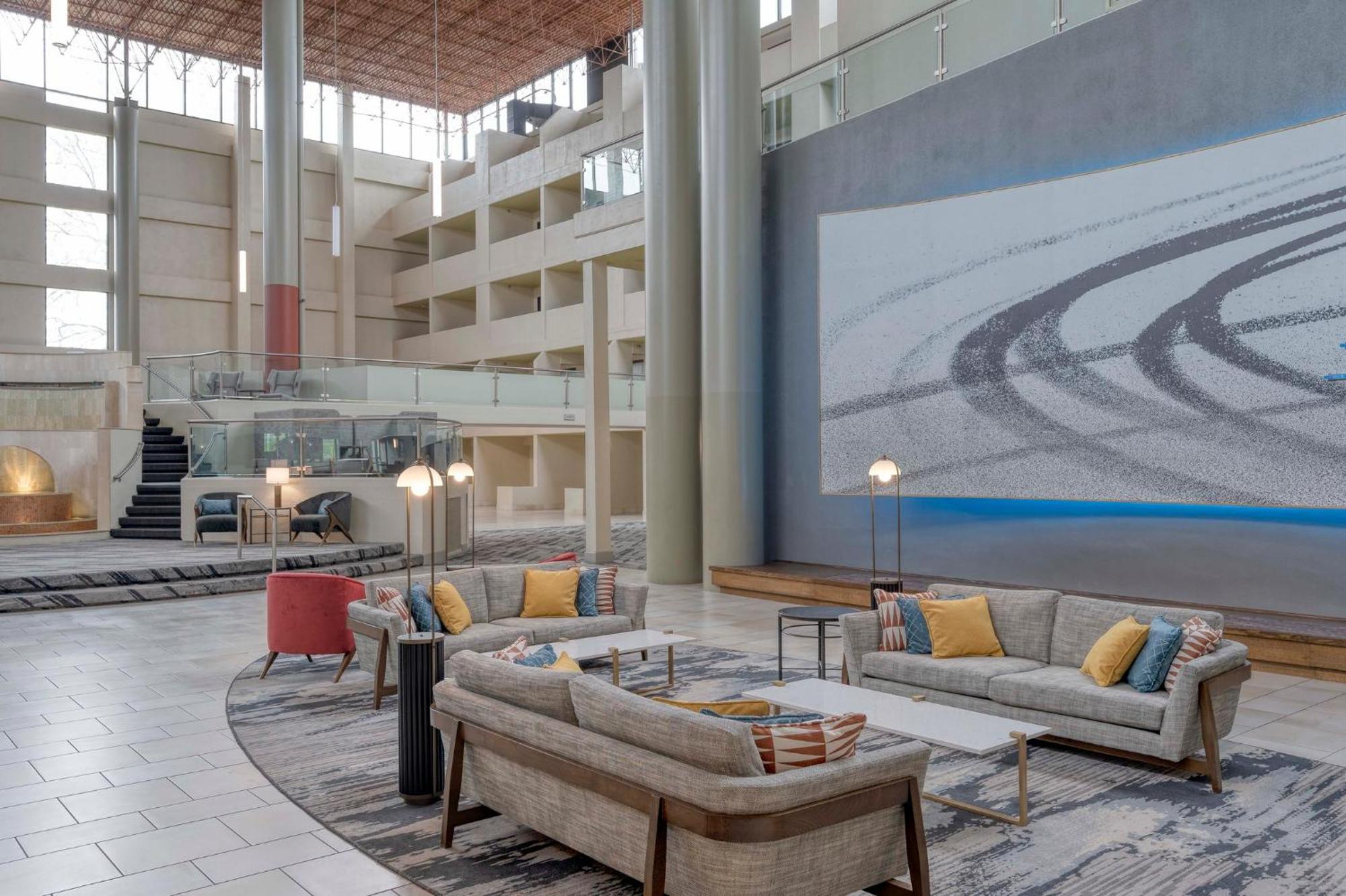 Crowne Plaza Indianapolis-Airport By Ihg Hotell Exteriör bild